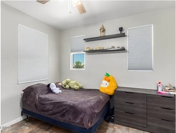 1111 W Diamondback Dr - Photo 3 of 16