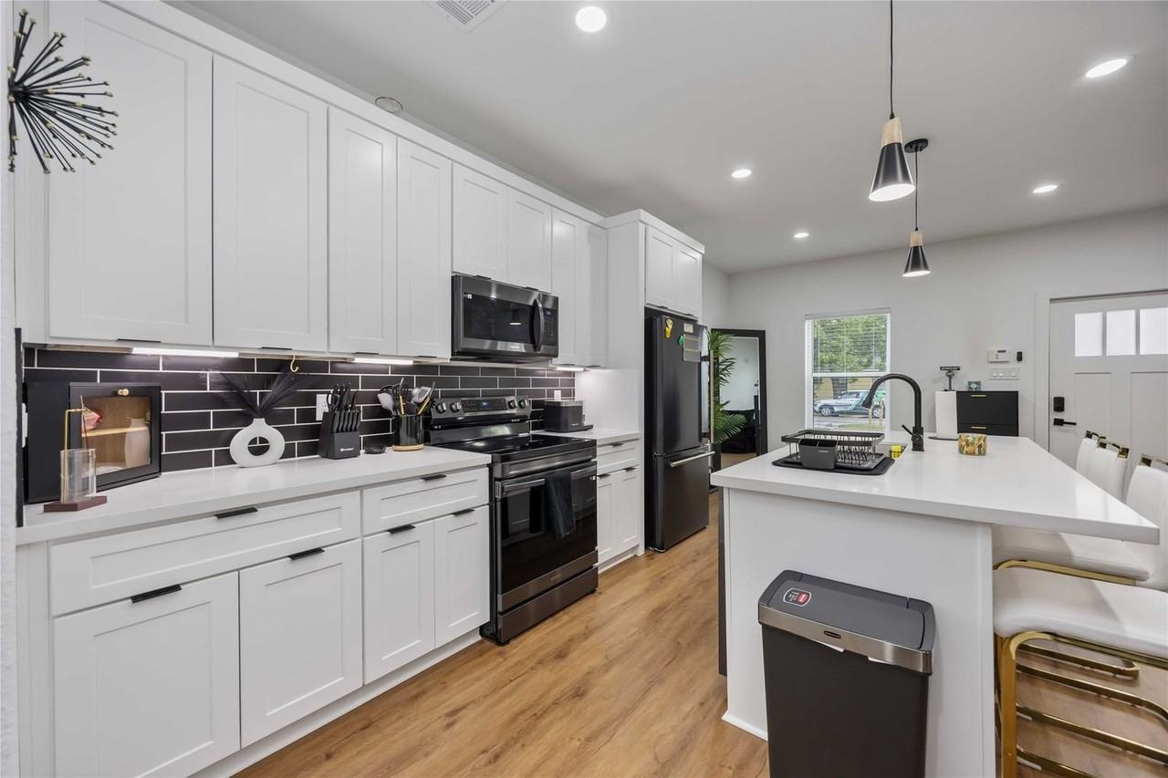 205 Bolden St #A - Photo 6 of 20