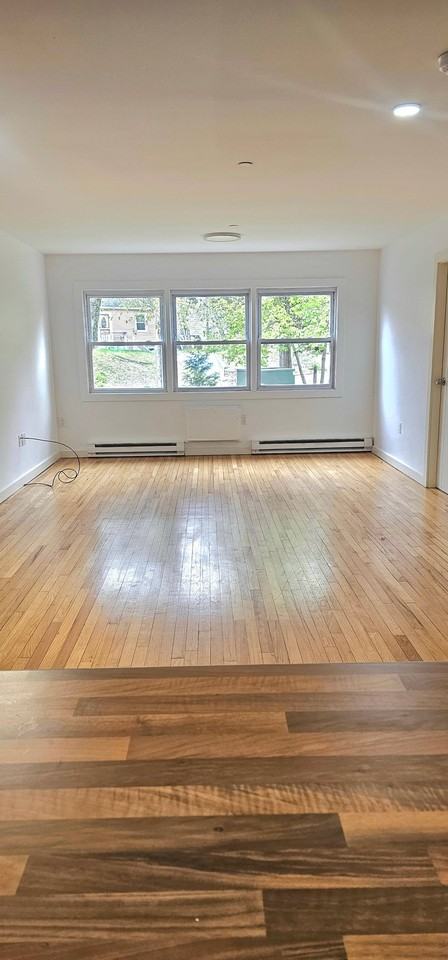 35 Springside Ave #1B - Photo 4 of 18