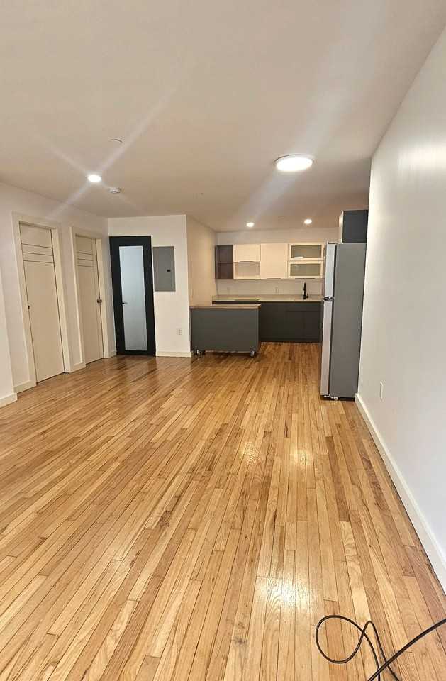 35 Springside Ave #1B - Photo 5 of 18
