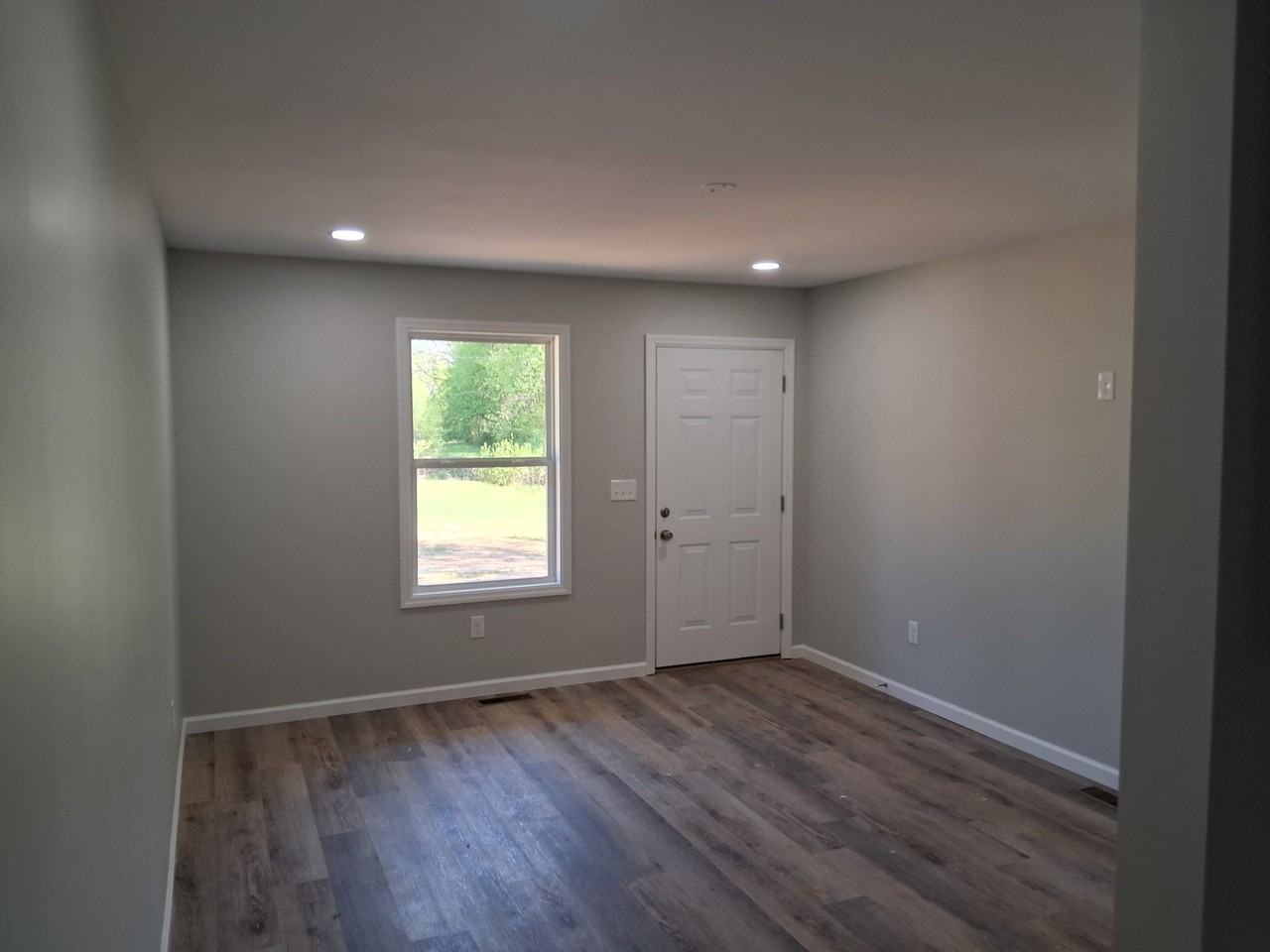 209 Ryan Dr #A - Photo 5 of 9