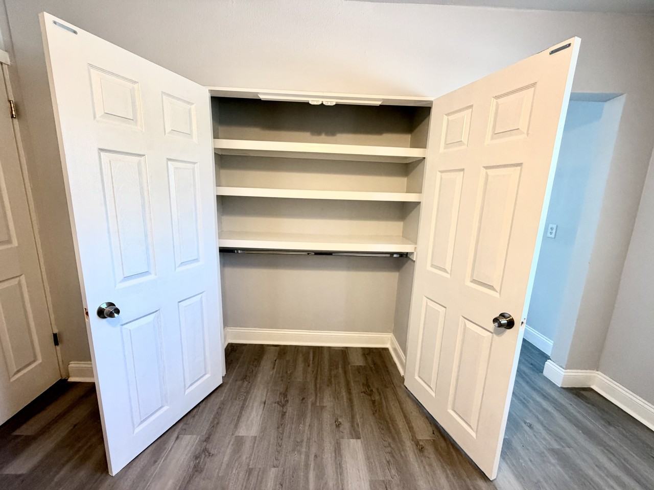 4101 Columbia St #3ROOMA - Photo 4 of 4