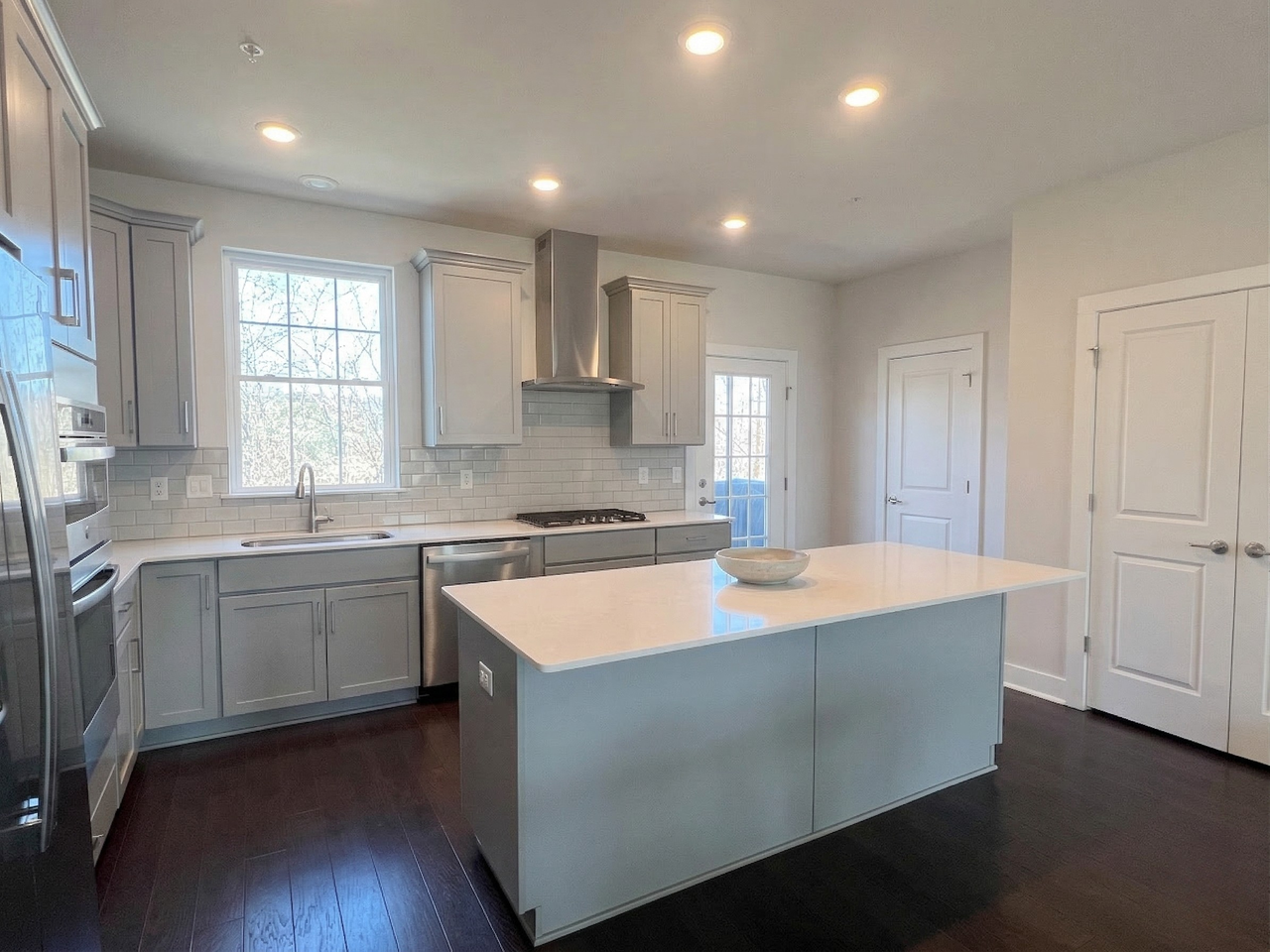 261 Red Leaf Ln #261 - Photo 5 of 14