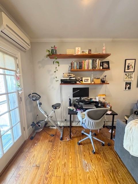 137 M St #2 - Photo 4 of 15