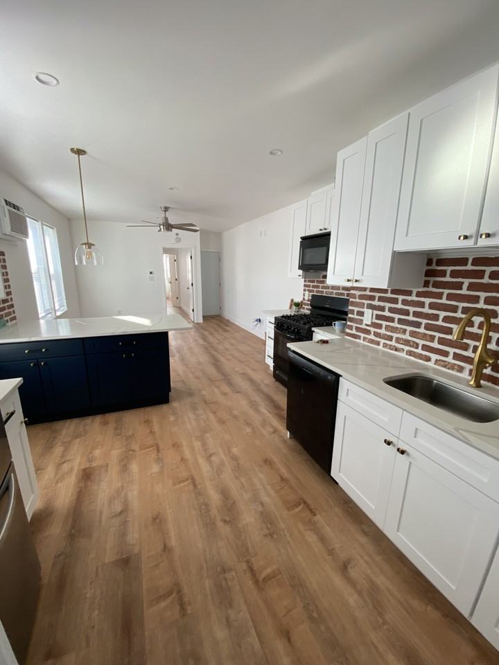 310 W Price St #D - Photo 2 of 7