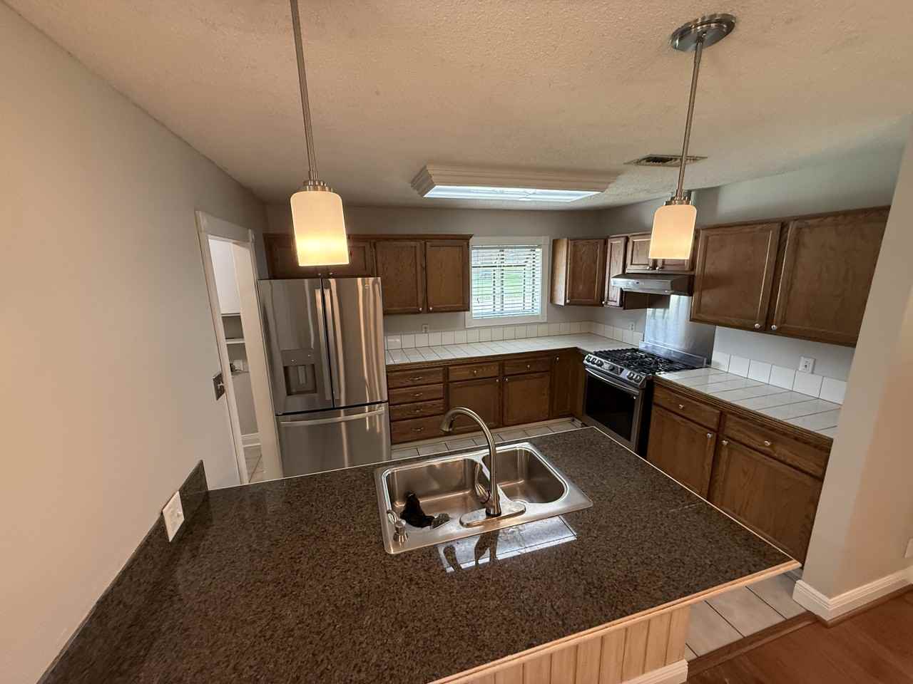 215 Nancy St #NA - Photo 3 of 17