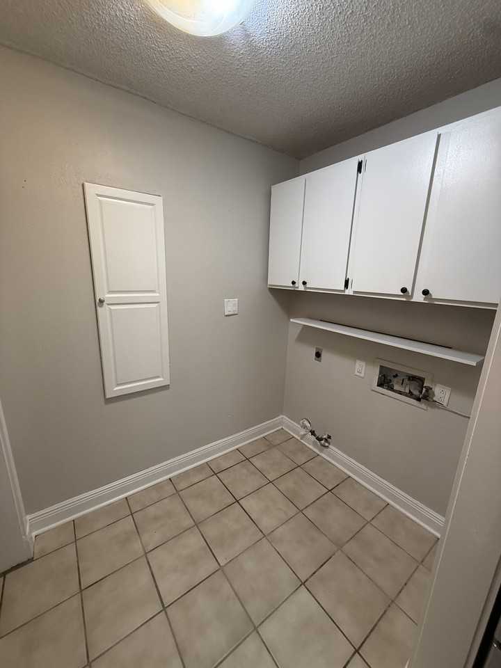 215 Nancy St #NA - Photo 5 of 17