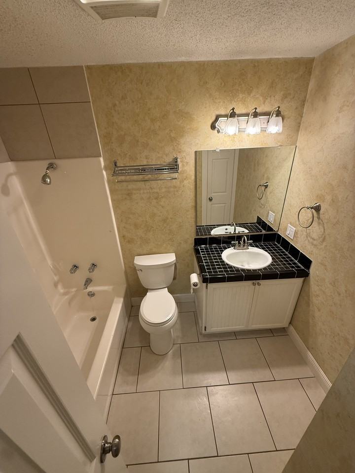 215 Nancy St #NA - Photo 6 of 17