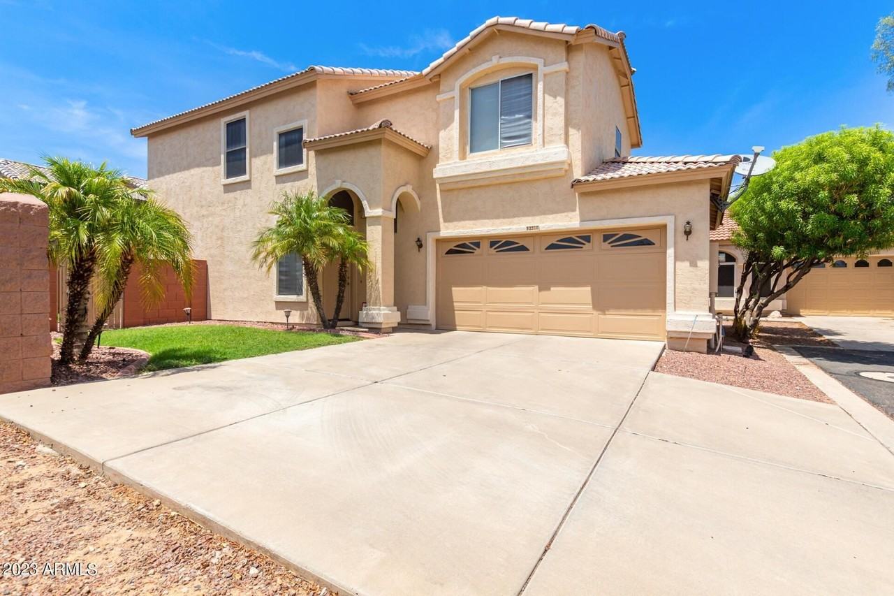 3316 E Tierra Buena Ln - Photo 2 of 39