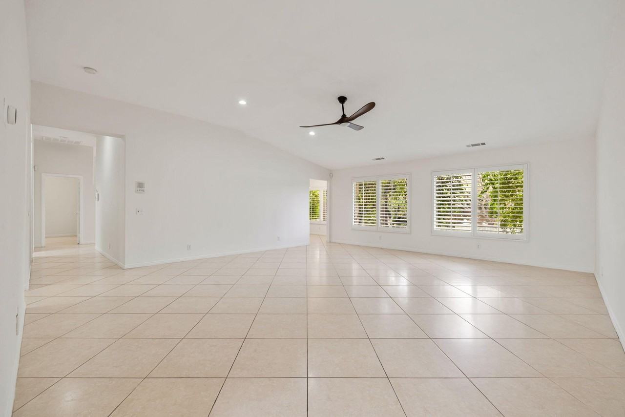 79940 Hancock Ct - Photo 5 of 49