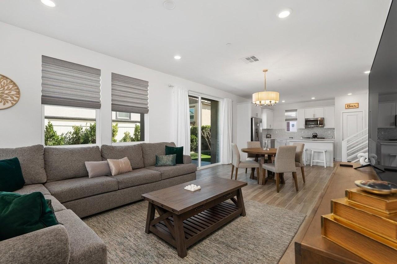 Trojan Ct - Photo 2 of 36