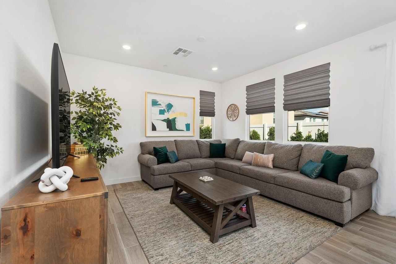 Trojan Ct - Photo 3 of 36