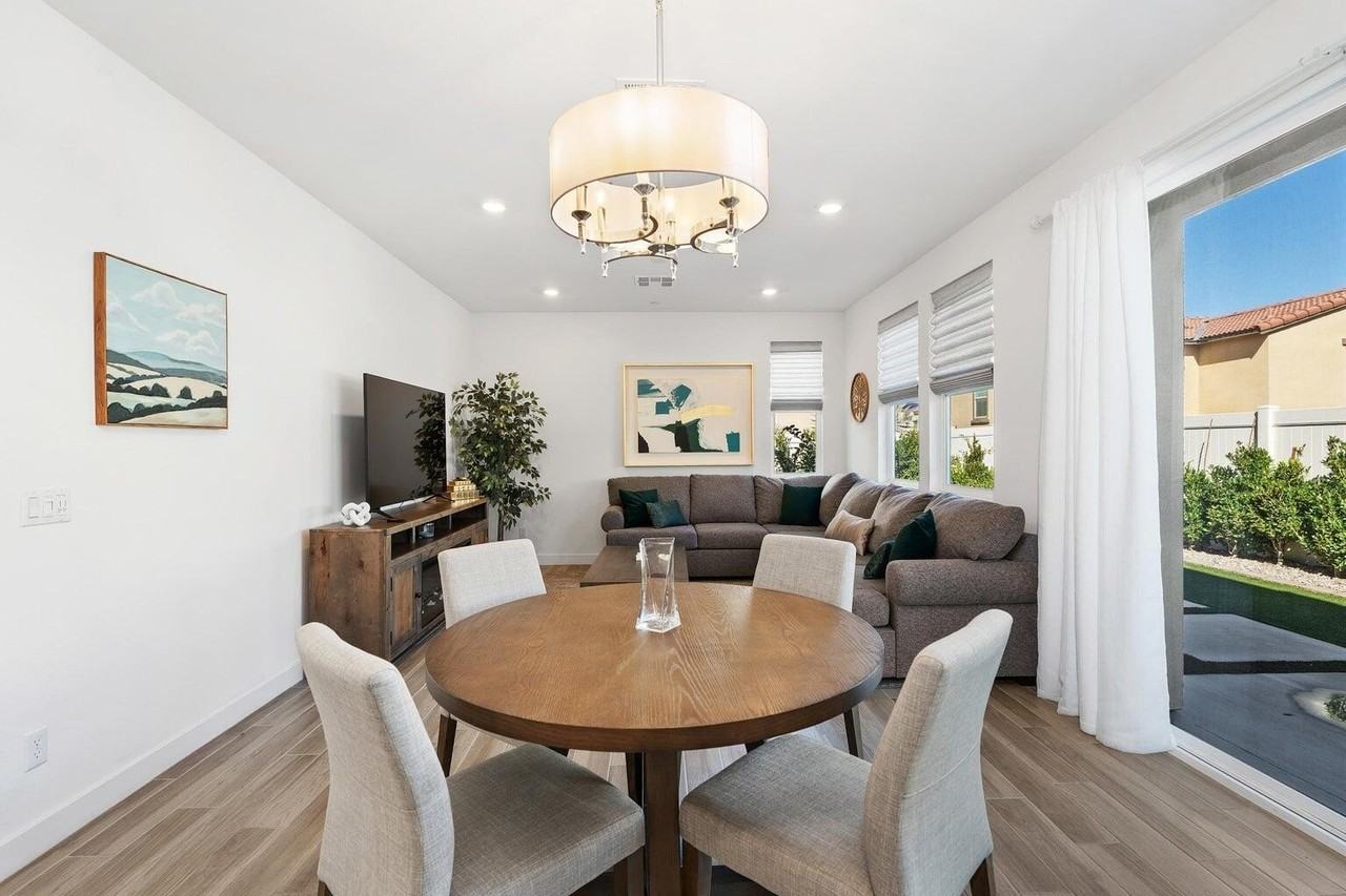 Trojan Ct - Photo 5 of 36