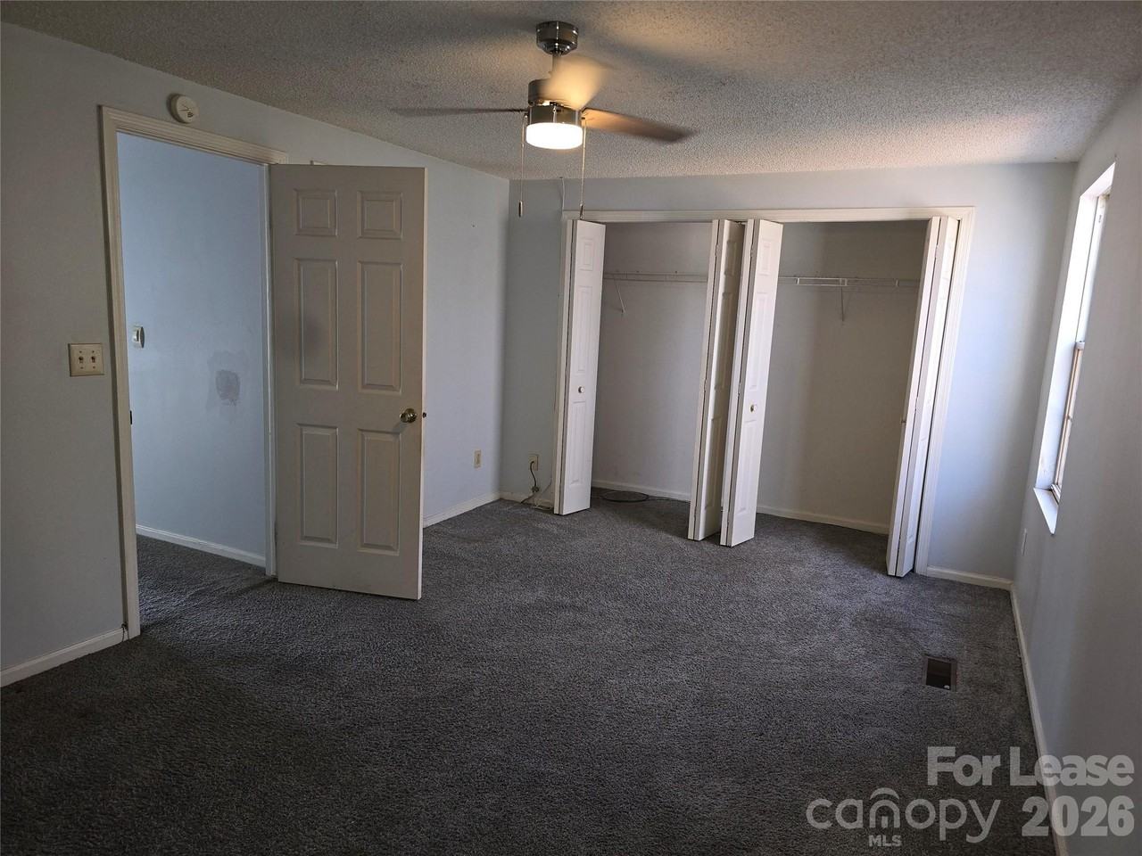 5115 Fair Wind Ln - Photo 7 of 16