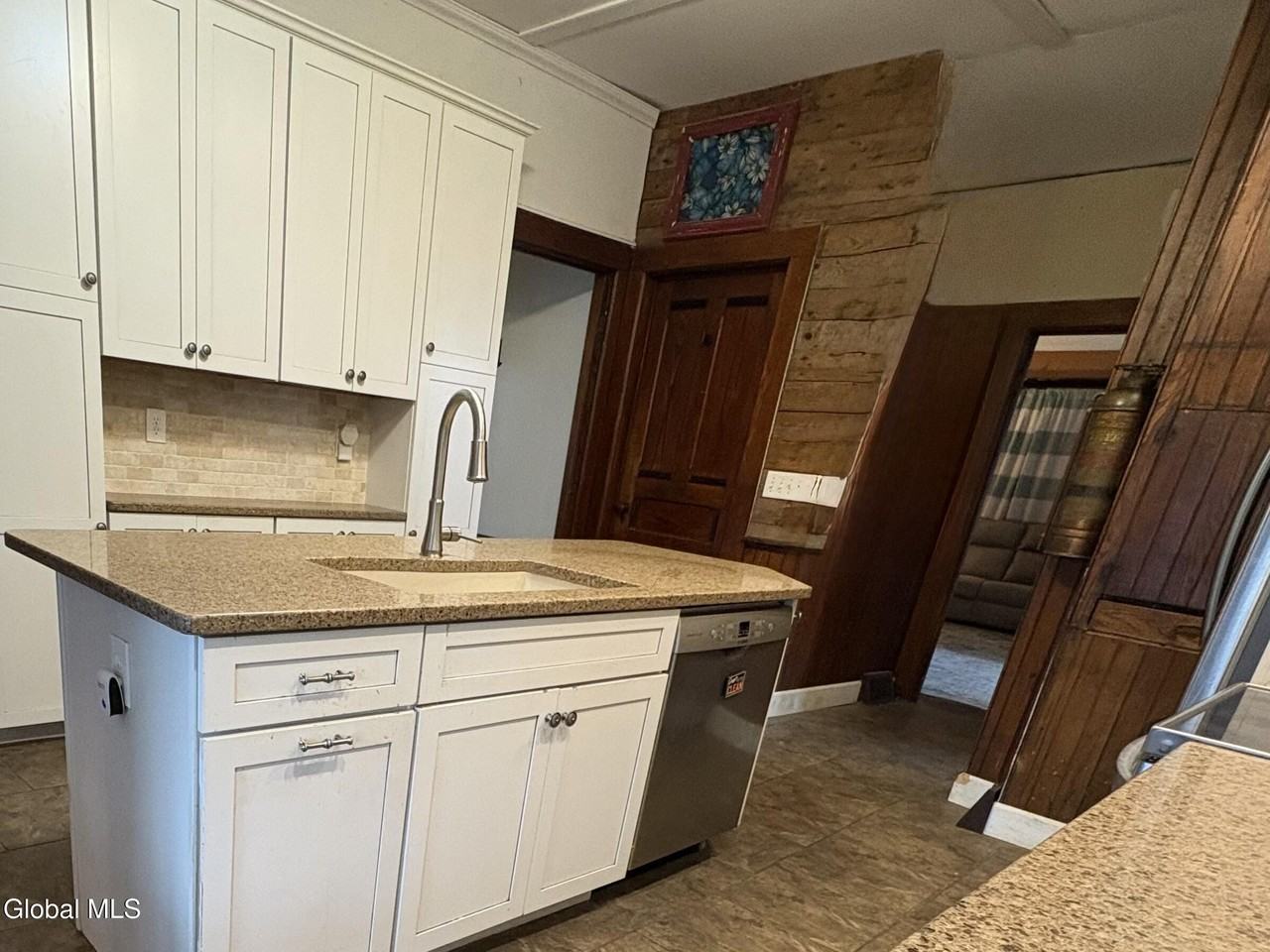 260 Clark Rd - Photo 4 of 50