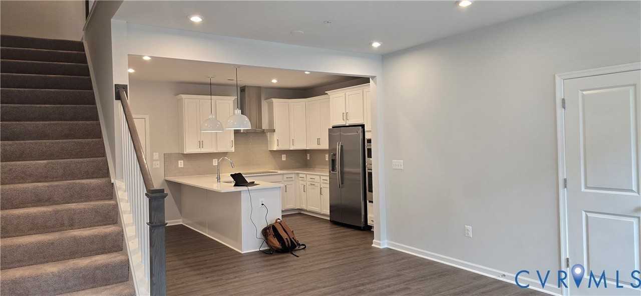 13262 Garland Ln - Photo 7 of 32