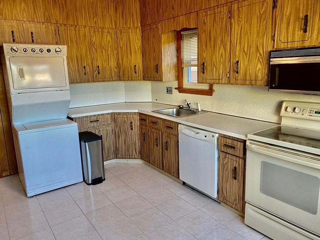 45 Newbern Ave - Photo 6 of 9