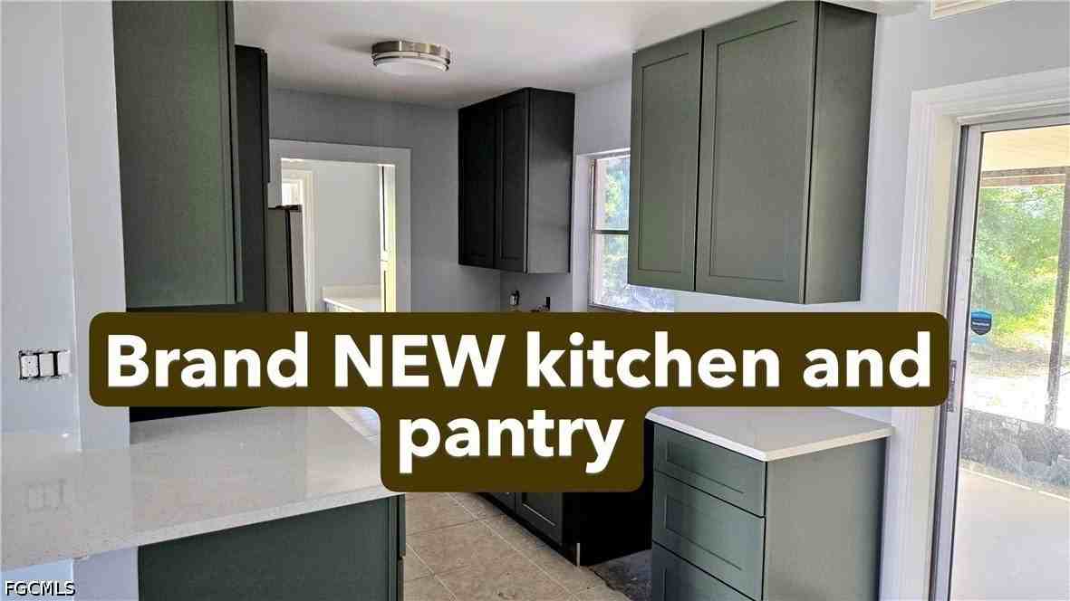 18448 Iris Rd - Photo 3 of 29