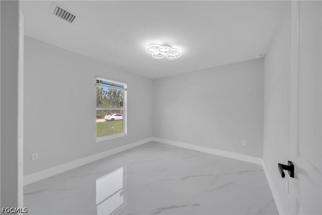 3313 44th St W - Photo 7 of 11