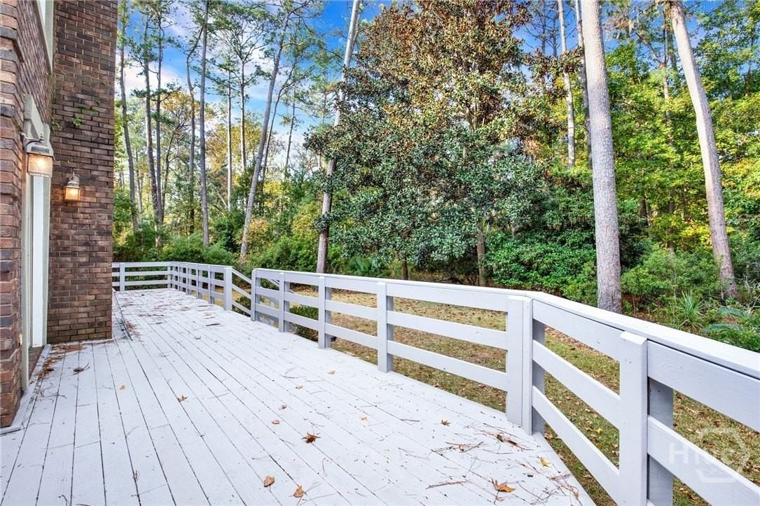 2 Wakefield Pl - Photo 7 of 45