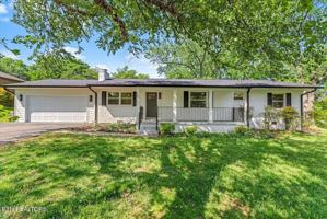 featured image of 221 Medford Rd