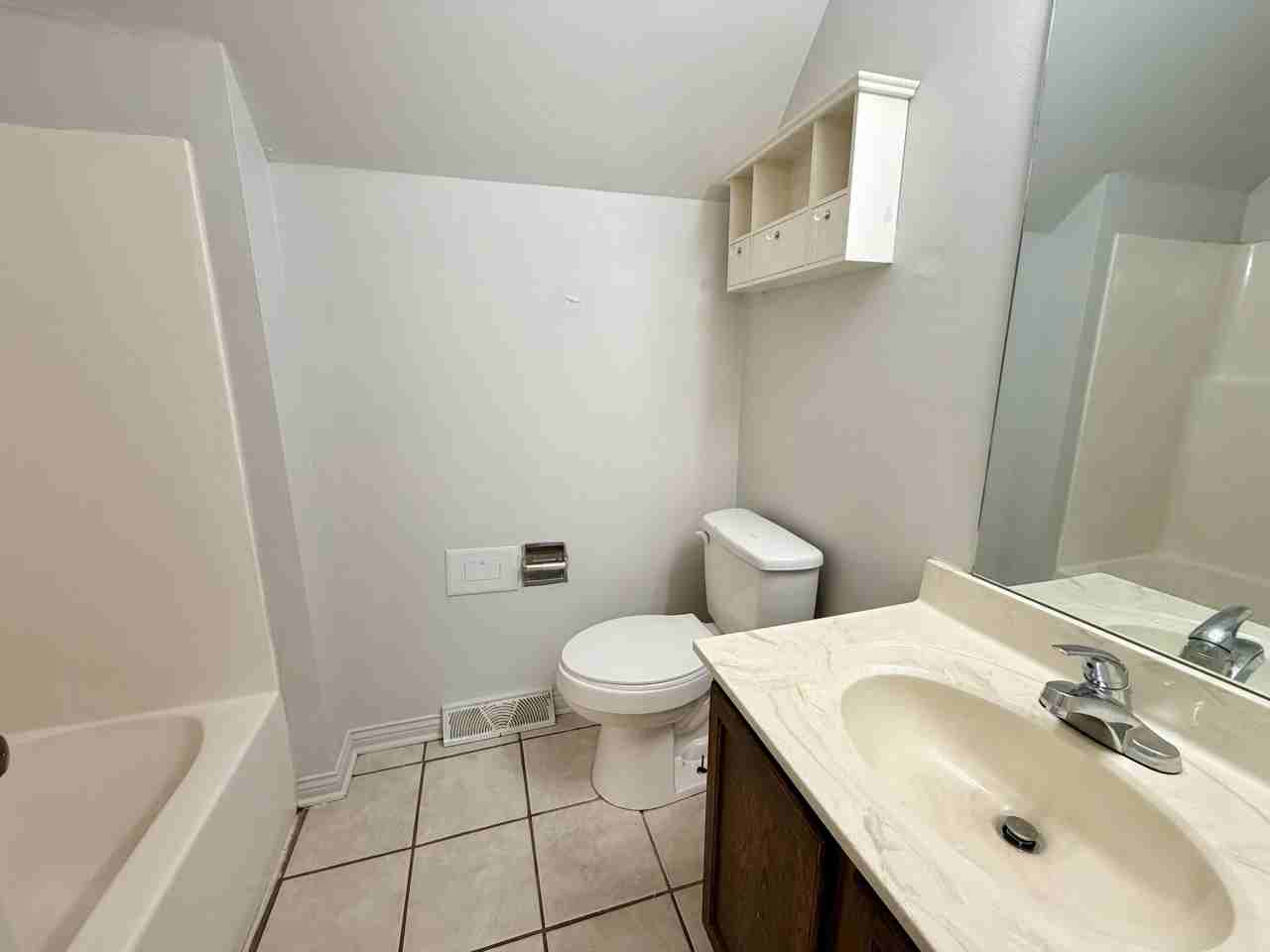 1150 Horsemans Ln #7 - Photo 3 of 13