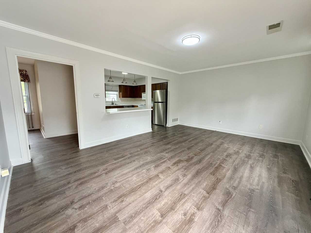 1150 Horsemans Ln #7 - Photo 6 of 13