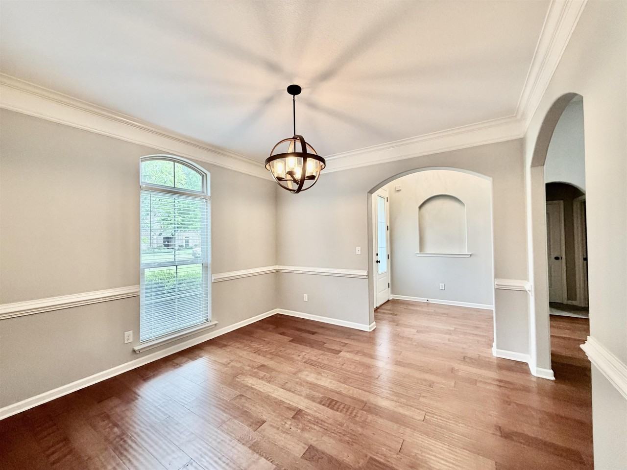 134 Tanner Ln - Photo 2 of 8