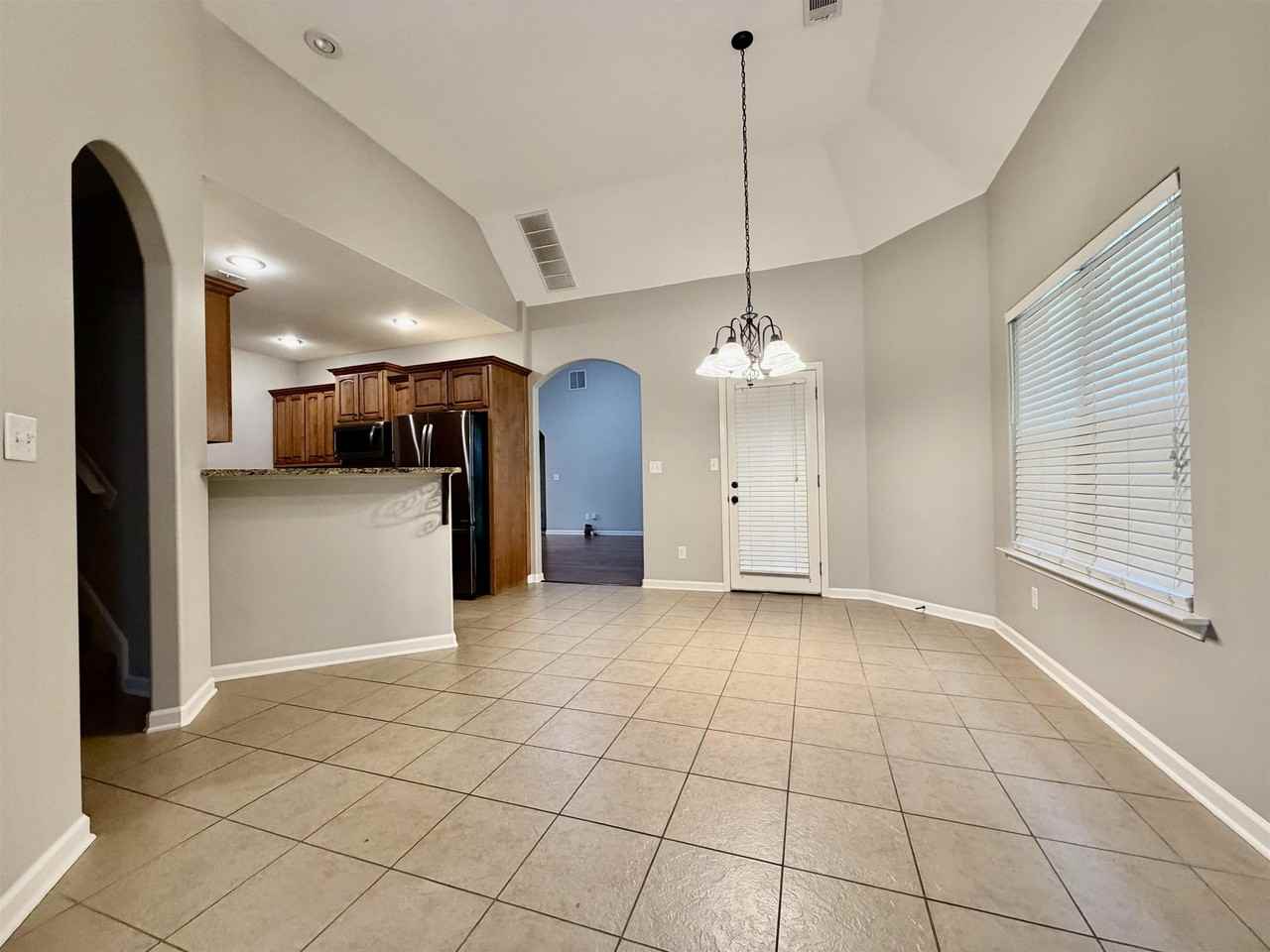 134 Tanner Ln - Photo 5 of 8