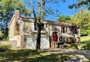 featured image of 9 Treehill Ct