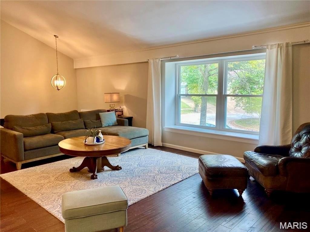 9 Treehill Ct - Photo 3 of 31