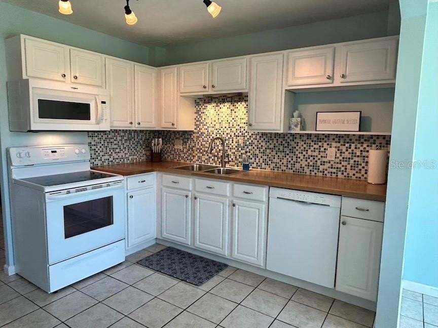 5095 Bay St Ne #111 - Photo 3 of 15