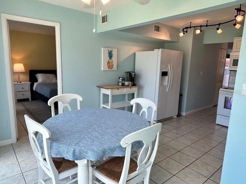 5095 Bay St Ne #111 - Photo 5 of 15