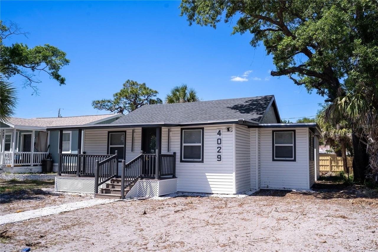 4029 13th Ave S - Photo 2 of 28