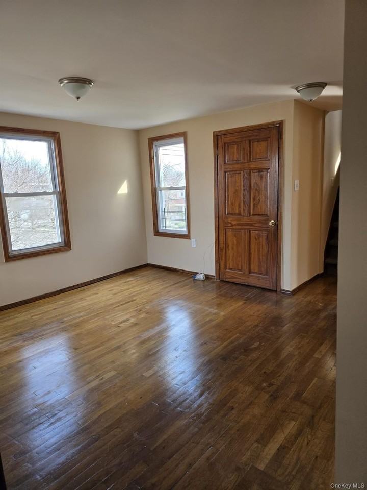 17845 145th Rd - Photo 5 of 10