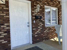 featured image of 807 Grandview Street