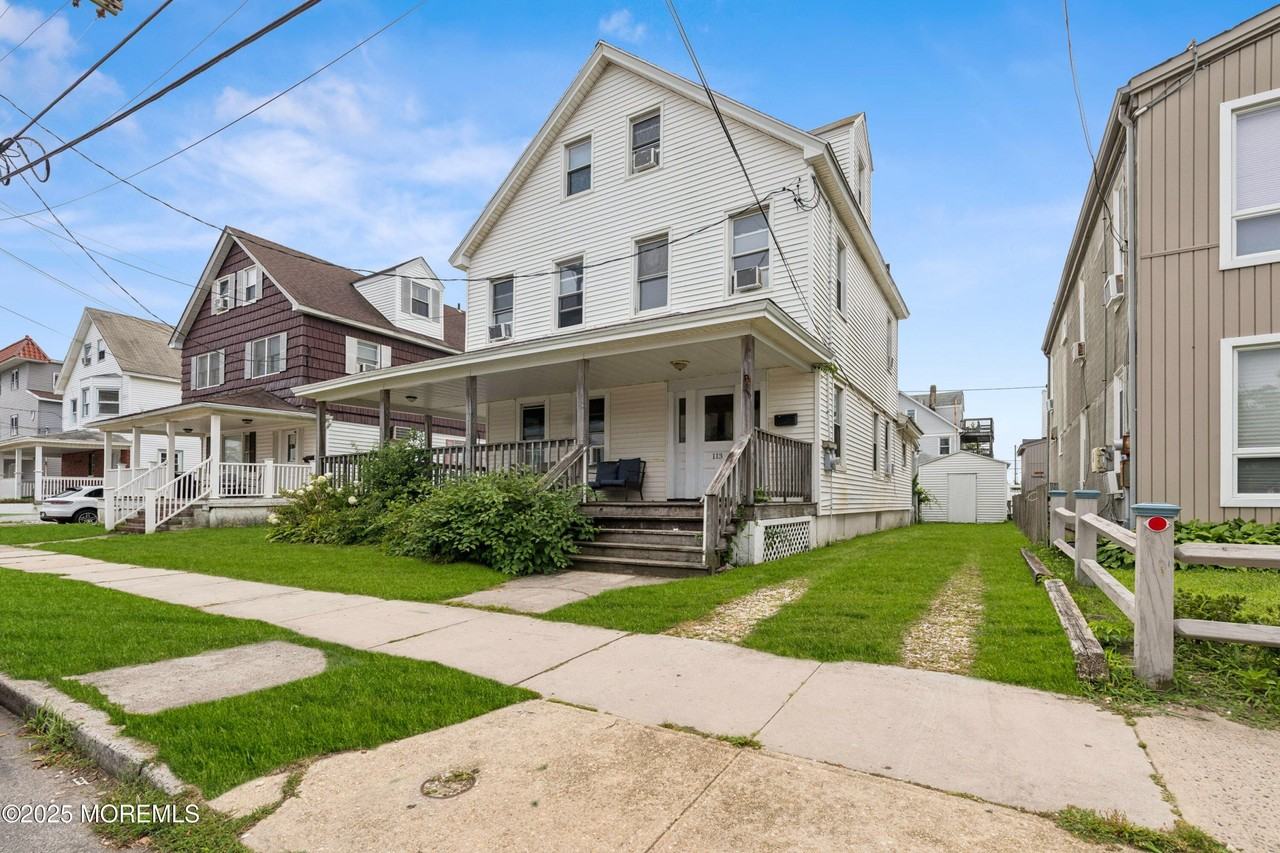 113 12th Ave #A - Photo 5 of 44