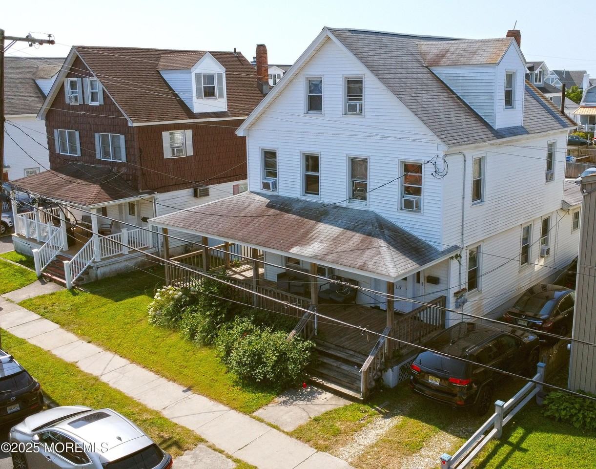 113 12th Ave #A - Photo 6 of 44