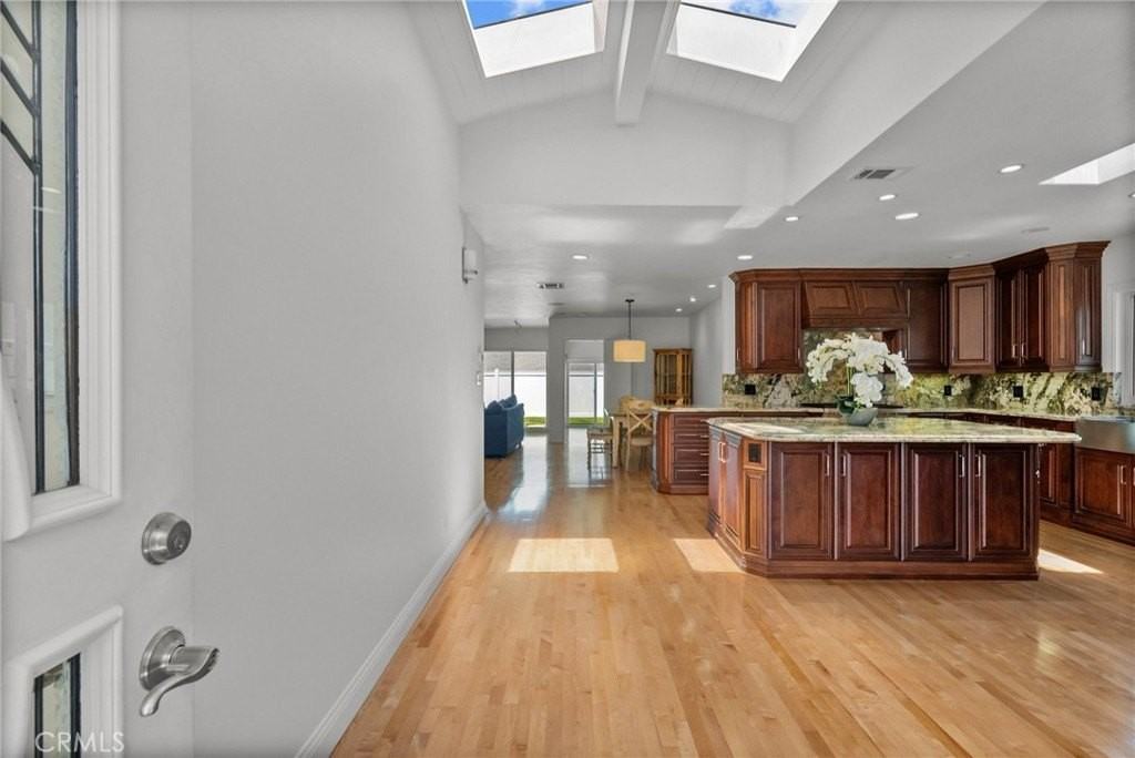 321 Via San Sebastian - Photo 5 of 50