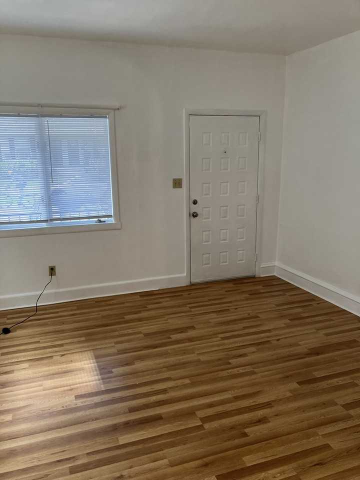 807 Grandview Street - Photo 2 of 32