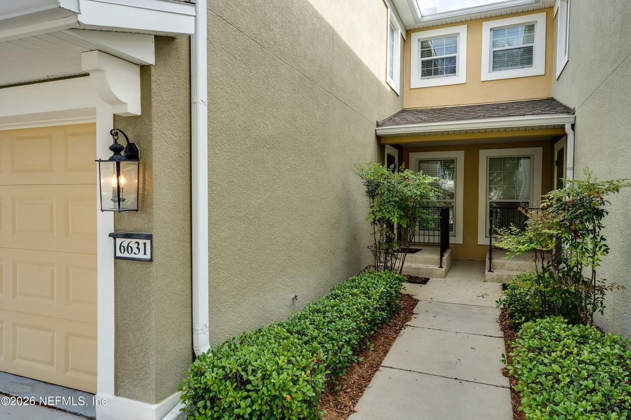 6631 Shaded Rock Ct #22D - Photo 5 of 33