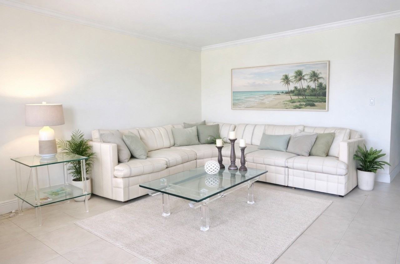 1905 Bermuda Cir #L4 - Photo 3 of 30