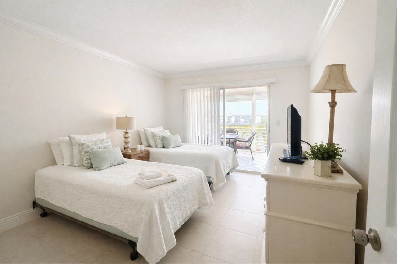 1905 Bermuda Cir #L4 - Photo 6 of 30