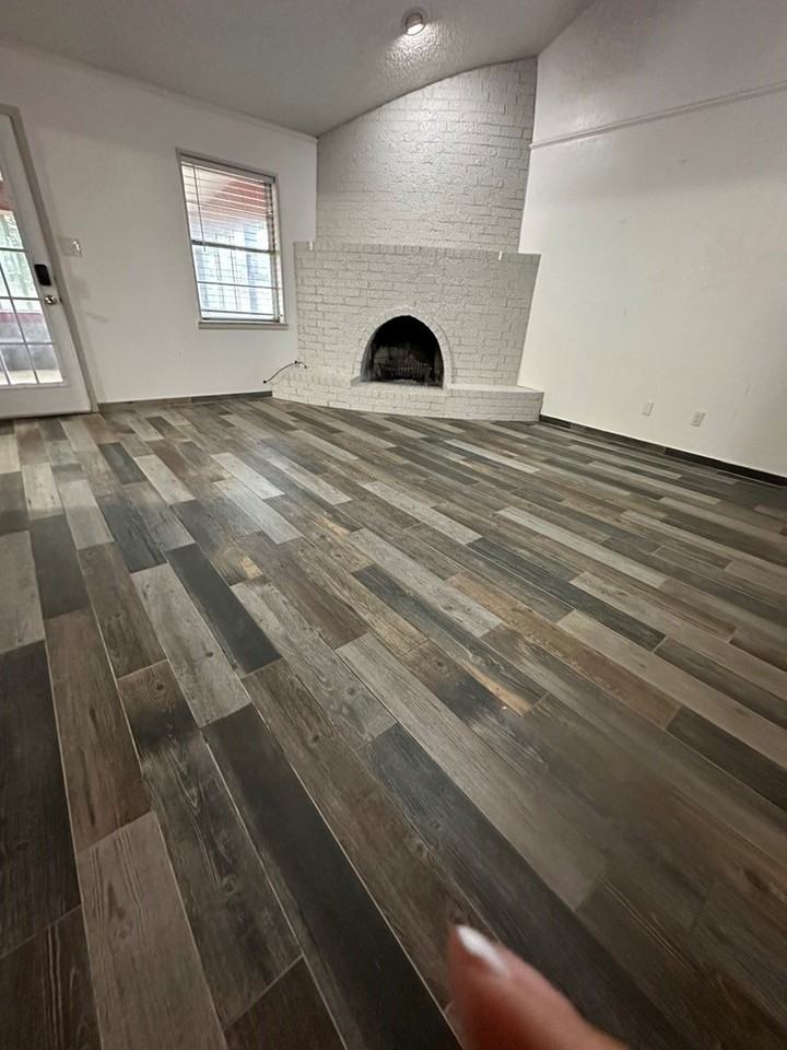 1005 S County Road 1130 - Photo 4 of 31