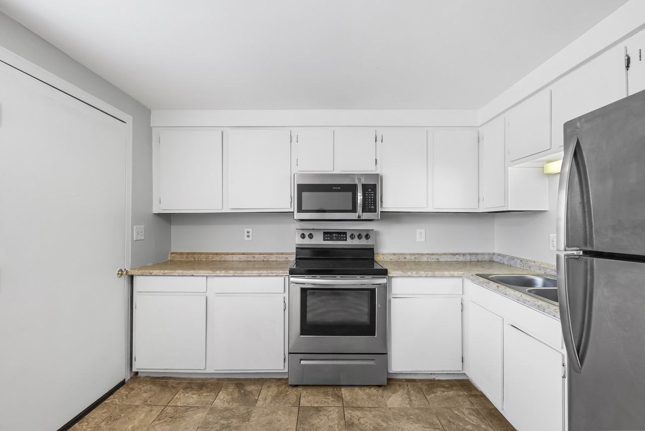 50-62 East Street - 1C #1C - Photo 2 of 33