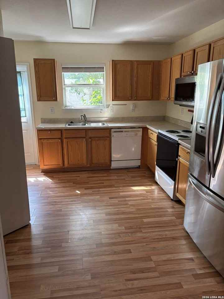 10730 Shaenmeadow - Photo 6 of 15