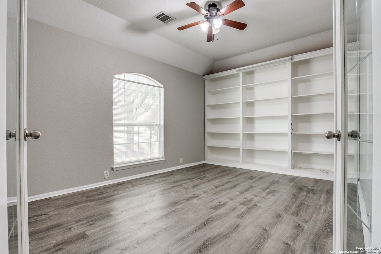 22007 Ruby Run - Photo 4 of 25