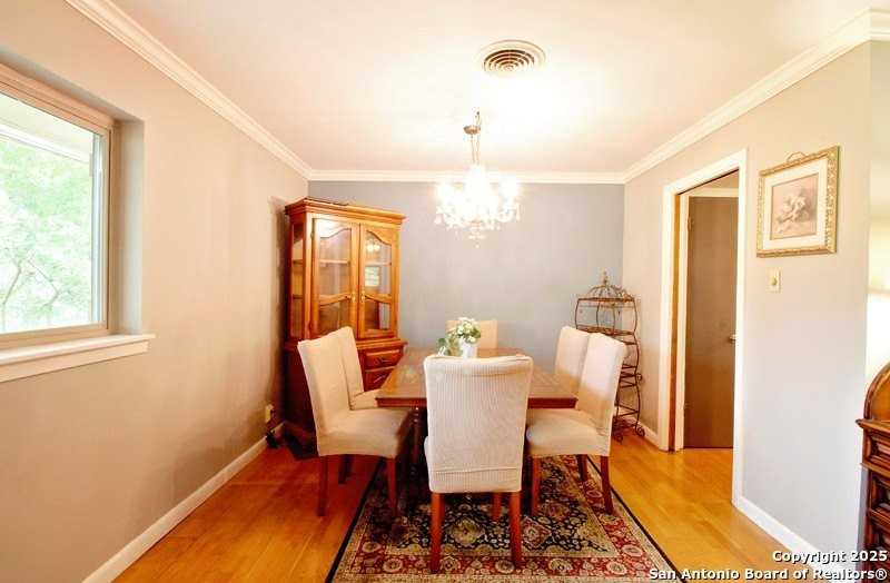 113 Adobe Dr - Photo 7 of 38