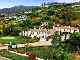 featured image of 2643 Hidden Valley Rd