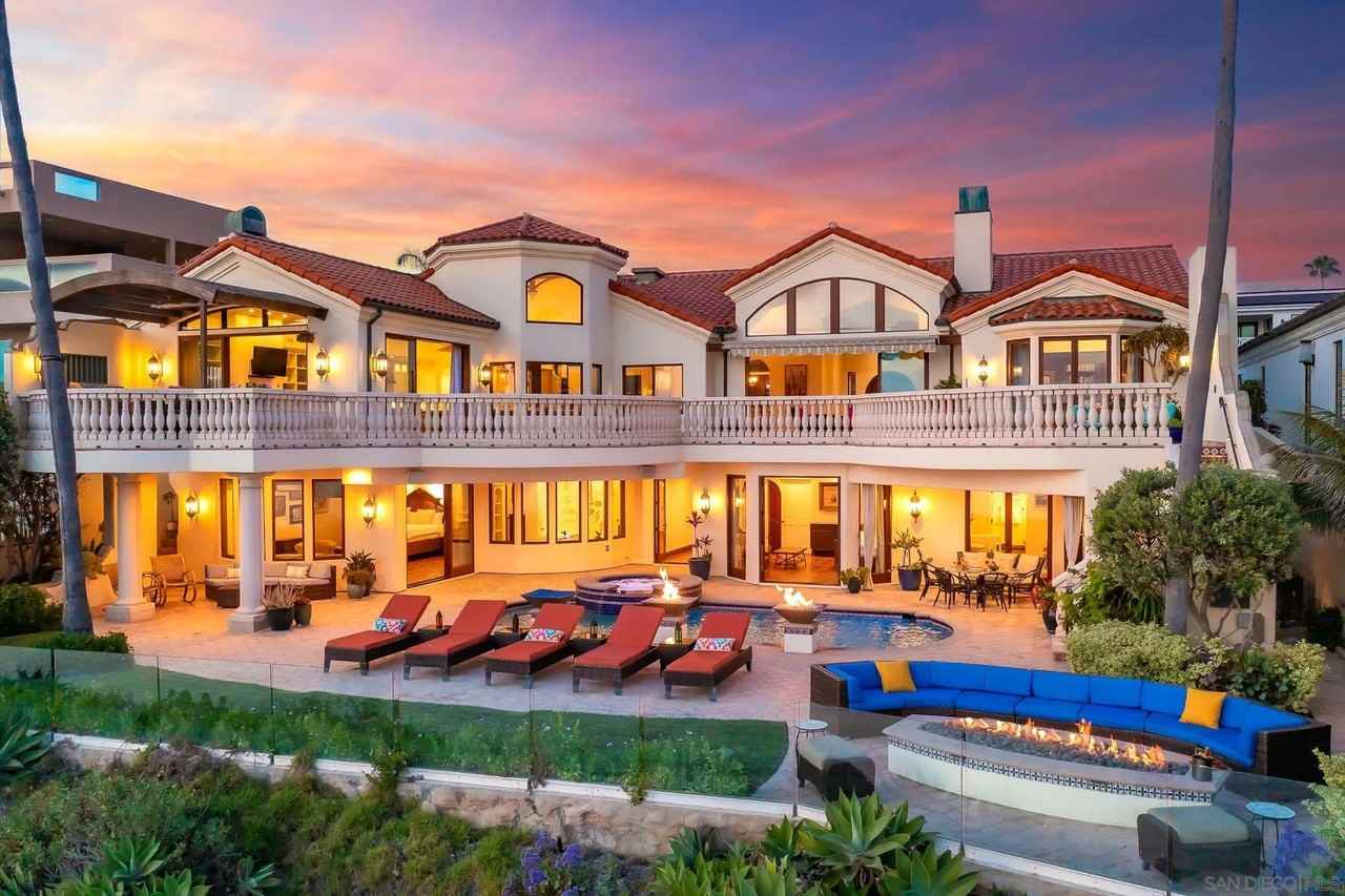 5204 Chelsea St - Photo 2 of 50